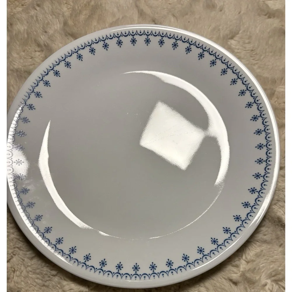 Corelle‎ BLUE SNOWFLAKE GARLAND 10 1/4